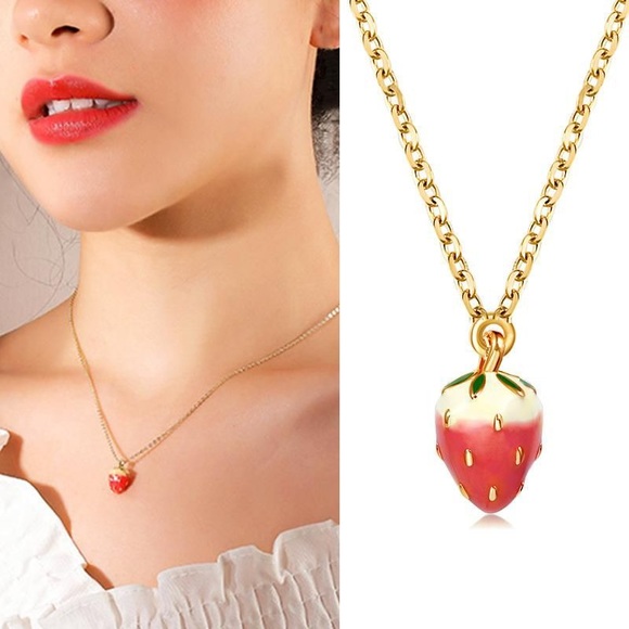 Gold red strawberry kawaii y2k necklace - Picture 3 of 4